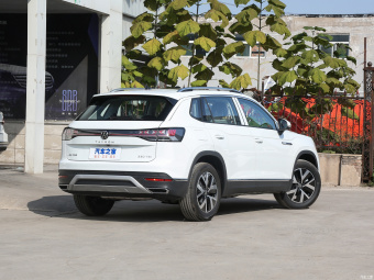 VW Tayron Deluxe Plus Advanced 330TSI